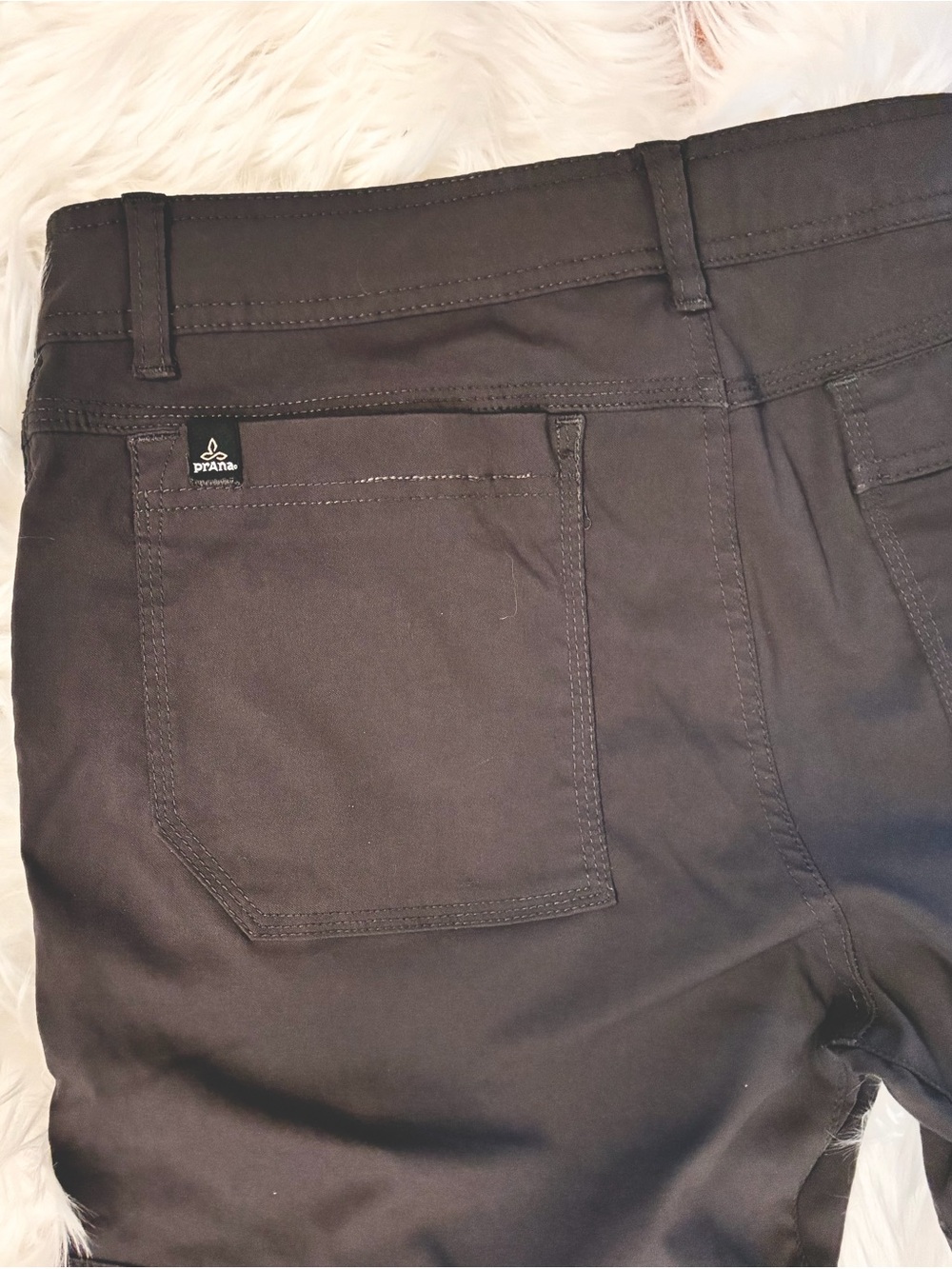 PrAna ORIGINAL Stretch Zion Pant Snap Roll Up Med x 32 1/2” Charcoal Gray Hiking - Picture 12 of 16